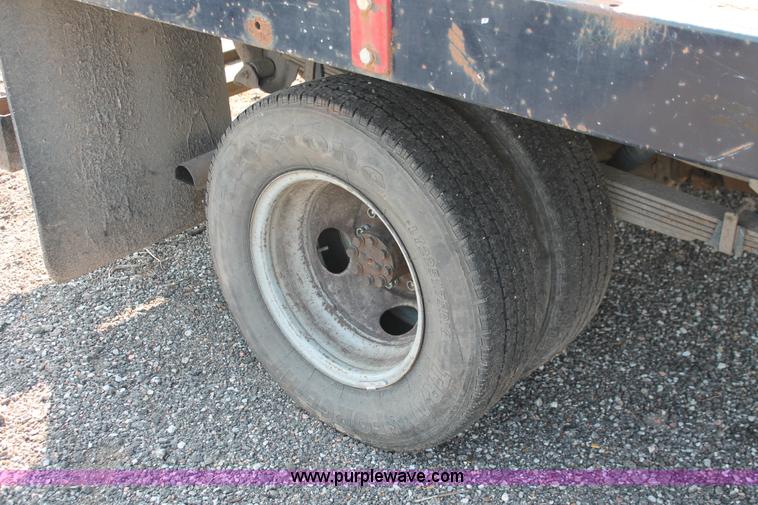 image for item I8246 1998 Chevrolet Cheyenne 3500 flatbed truck