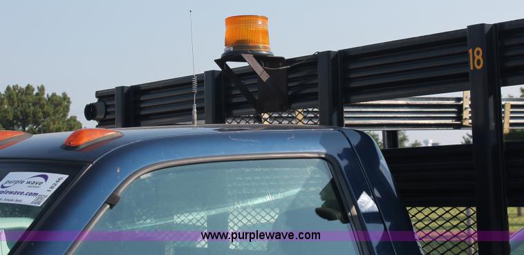 image for item I8246 1998 Chevrolet Cheyenne 3500 flatbed truck