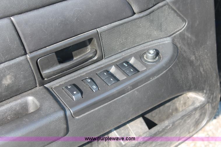 image for item I8247 2009 Ford Crown Victoria Police Interceptor