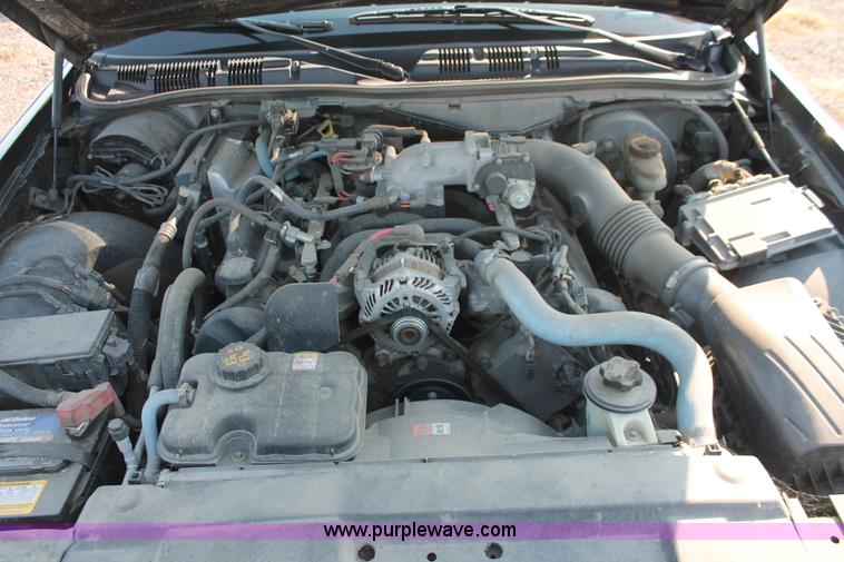 image for item I8247 2009 Ford Crown Victoria Police Interceptor