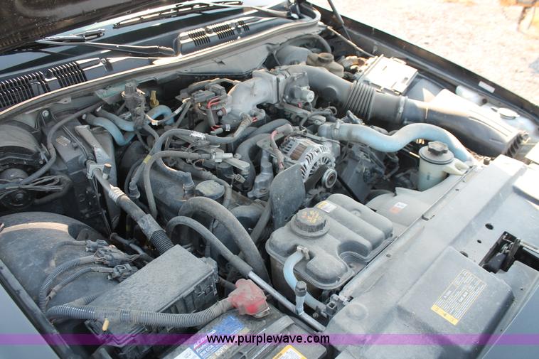 image for item I8247 2009 Ford Crown Victoria Police Interceptor