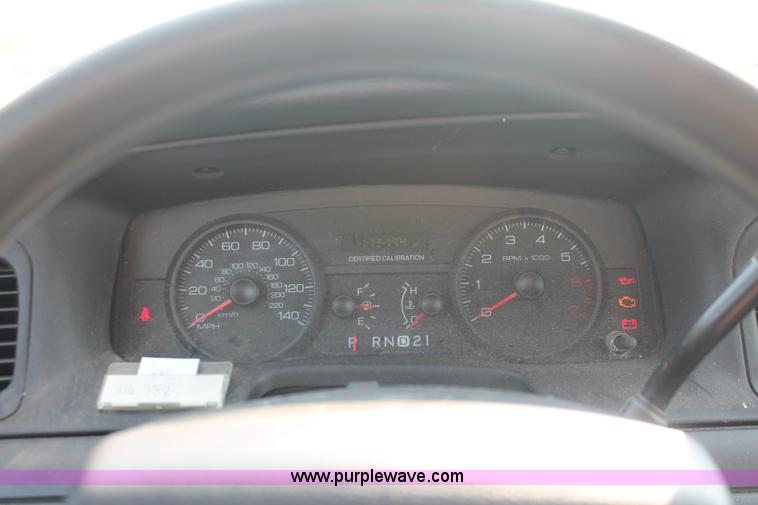 image for item I8248 2010 Ford Crown Victoria Police Interceptor