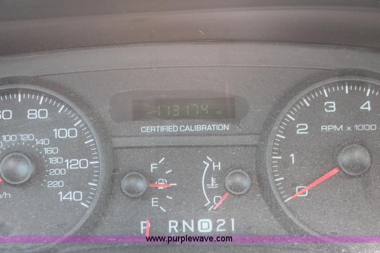 image for item I8248 2010 Ford Crown Victoria Police Interceptor