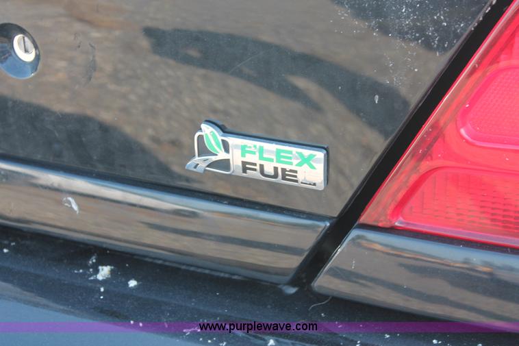 image for item I8248 2010 Ford Crown Victoria Police Interceptor