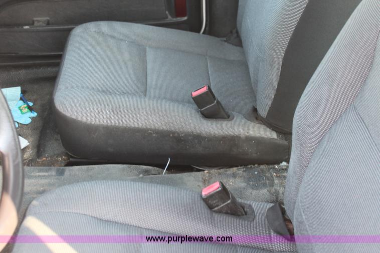 image for item I8249 2006 Ford Crown Victoria Police Interceptor