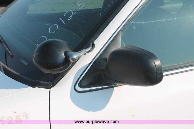 image for item I8249 2006 Ford Crown Victoria Police Interceptor