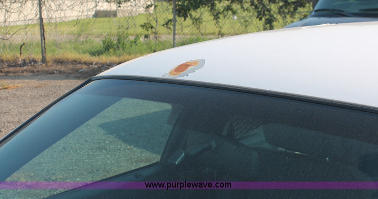 image for item I8249 2006 Ford Crown Victoria Police Interceptor