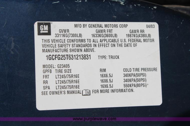 image for item I8250 2003 Chevrolet Express 2500 Cargo van