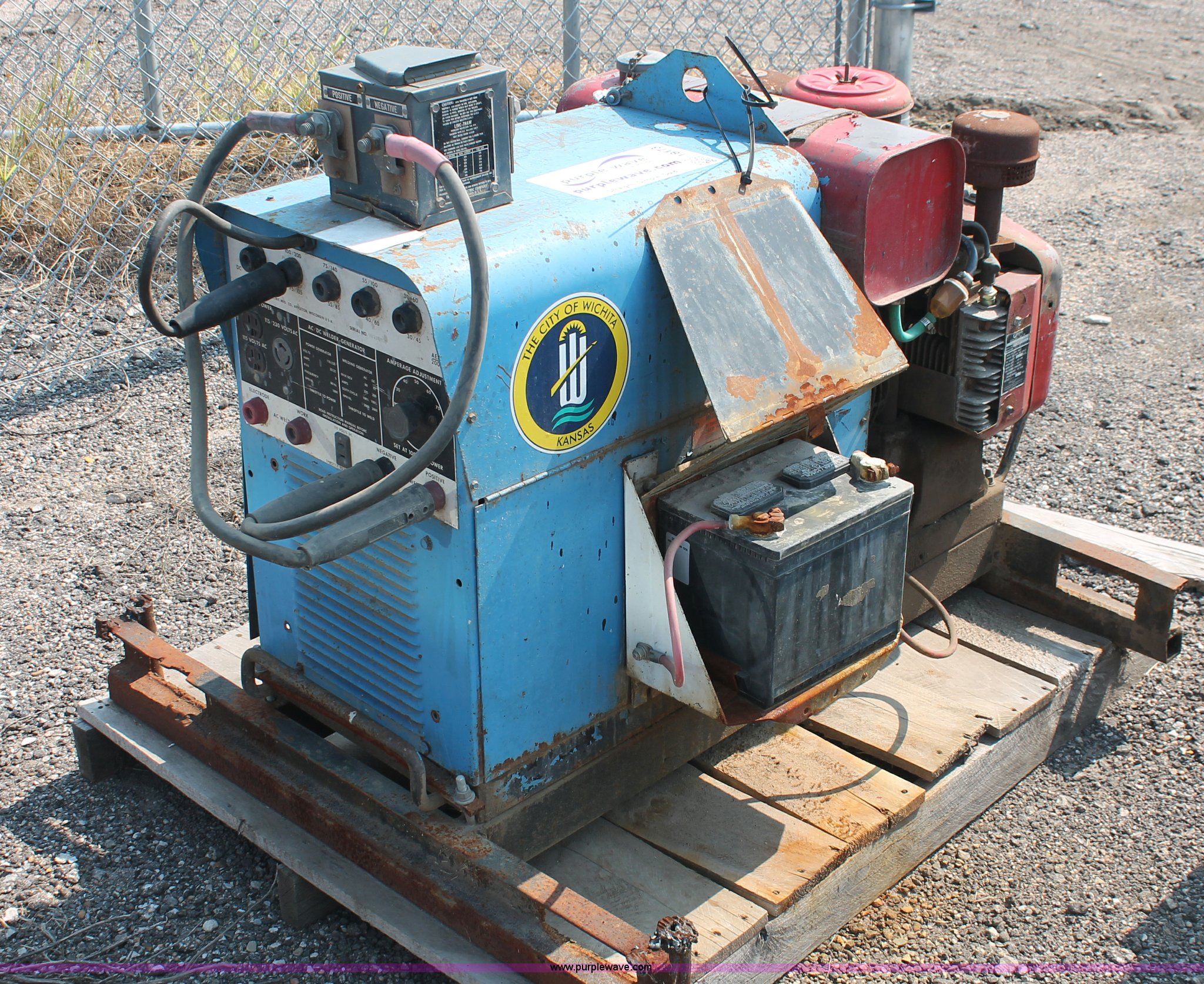 Miller gas powered welder/generator in Wichita, KS Item I8173 sold