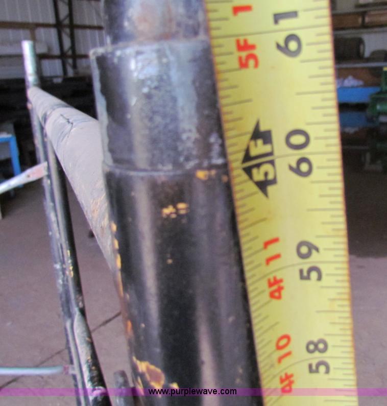 image for item AE9128 (6) sets of scaffolding