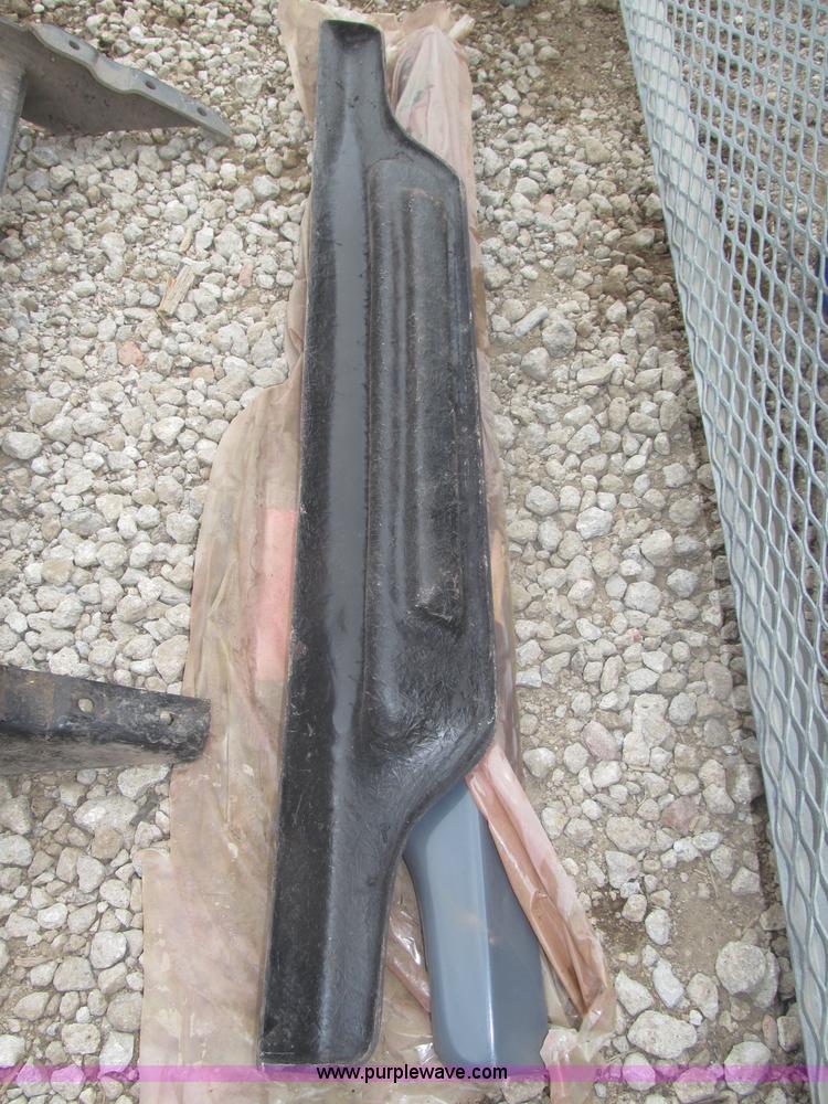 image for item AE9462 Automotive headache rack, running boards, and receiver hitch