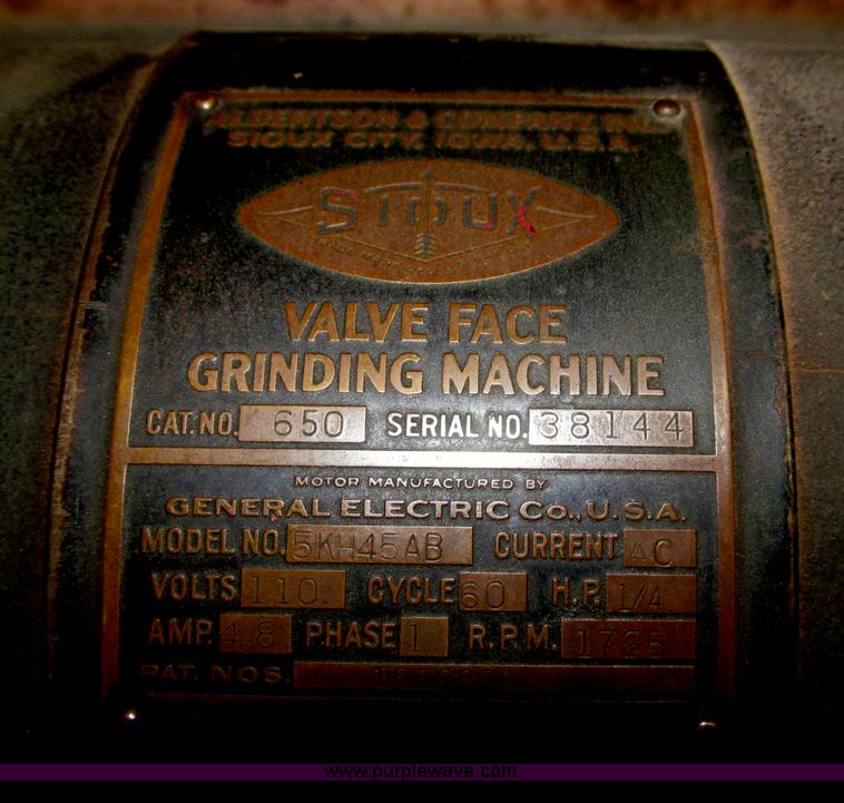 image for item AE9465 Sioux valve grinding machine