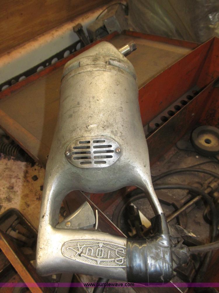 image for item AE9465 Sioux valve grinding machine