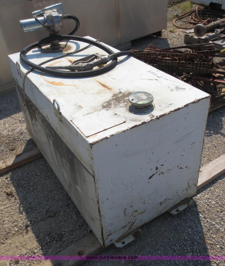 image for item AK9690 Delta 100 gallon fuel tank