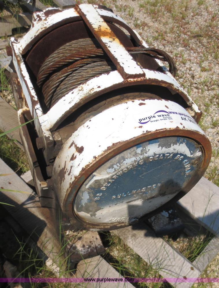 image for item AK9691 Gearworks Pull Master hydraulic winch