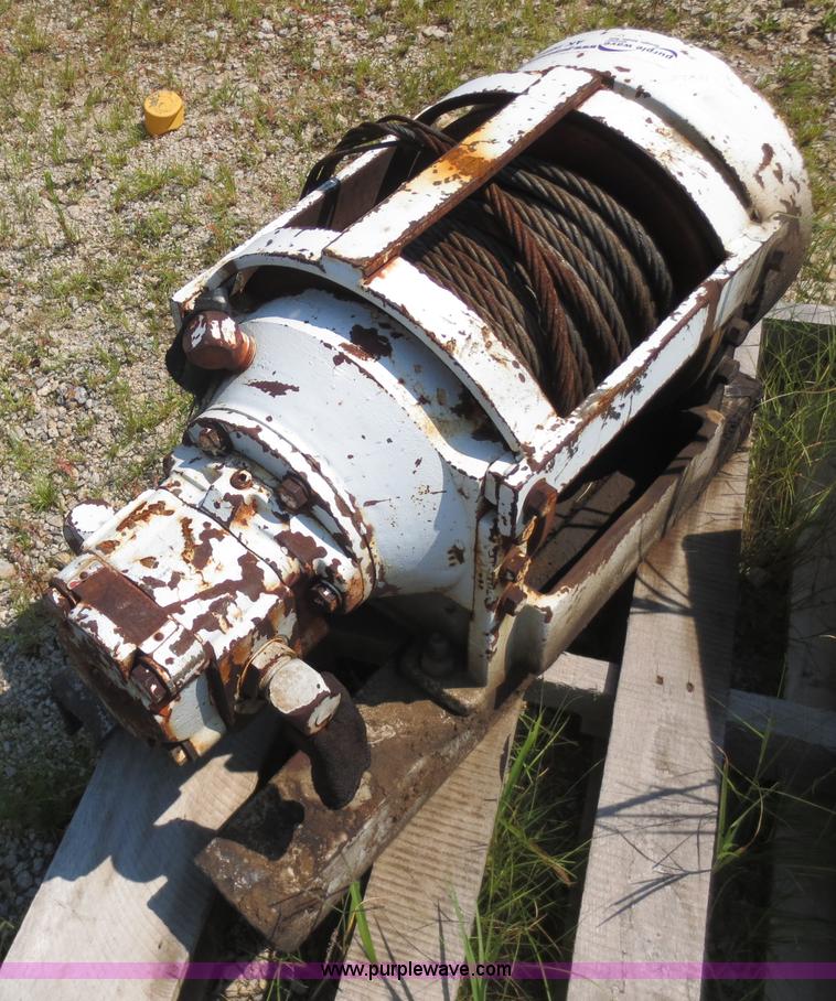 image for item AK9691 Gearworks Pull Master hydraulic winch