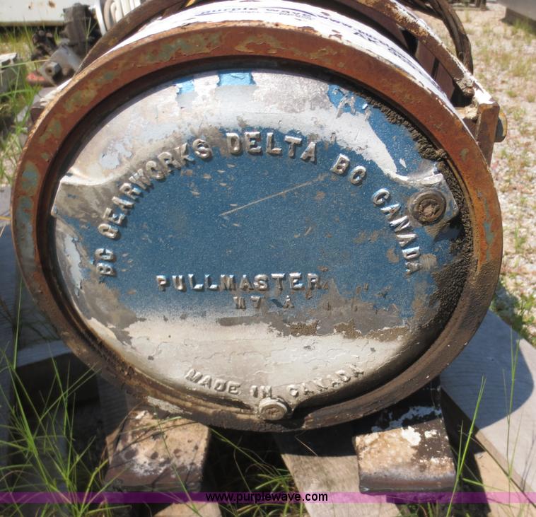 image for item AK9691 Gearworks Pull Master hydraulic winch