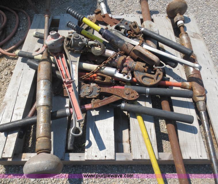 image for item AK9710 Assorted power line tools