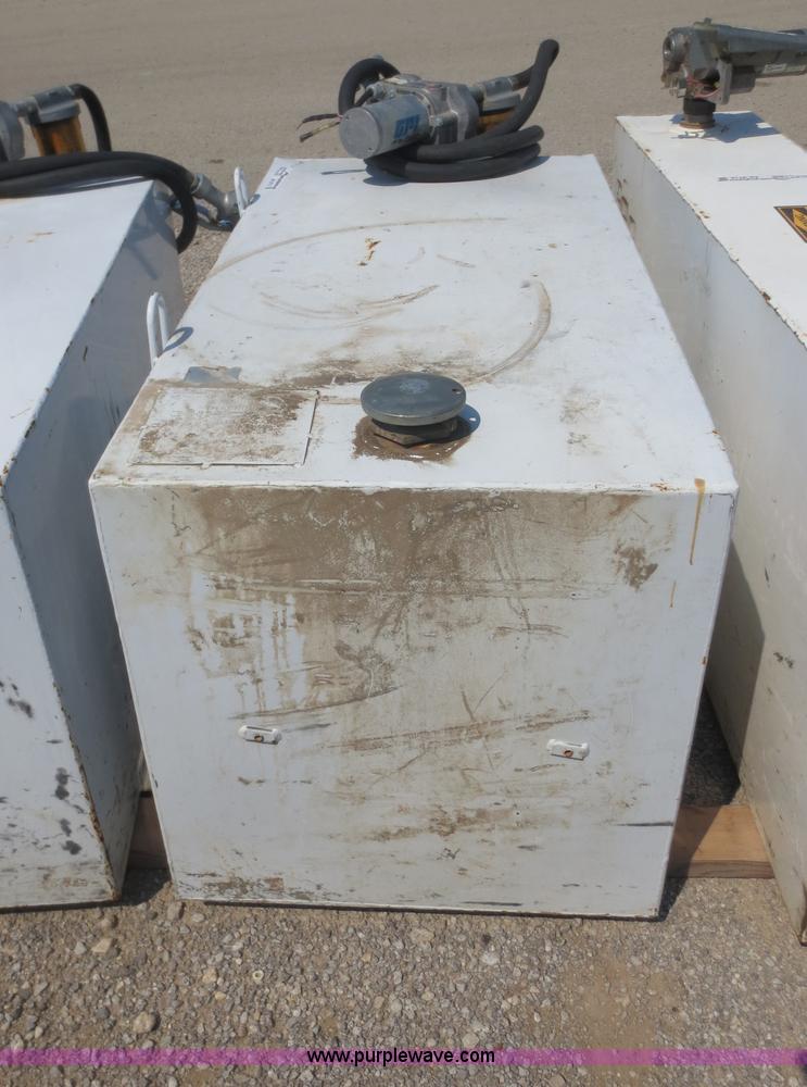 image for item AK9715 Delta 100 gallon fuel tank