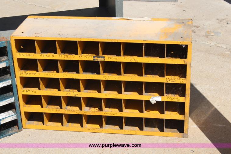(2) bolt bins in Topeka, KS Item AU9000 sold Purple Wave