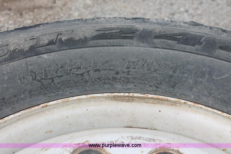 image for item AV9132 (6) 11R22.5 tires and wheels