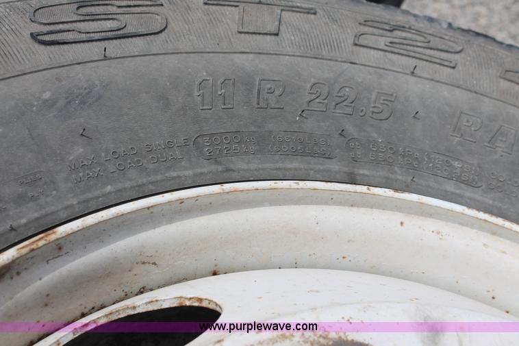 image for item AV9132 (6) 11R22.5 tires and wheels