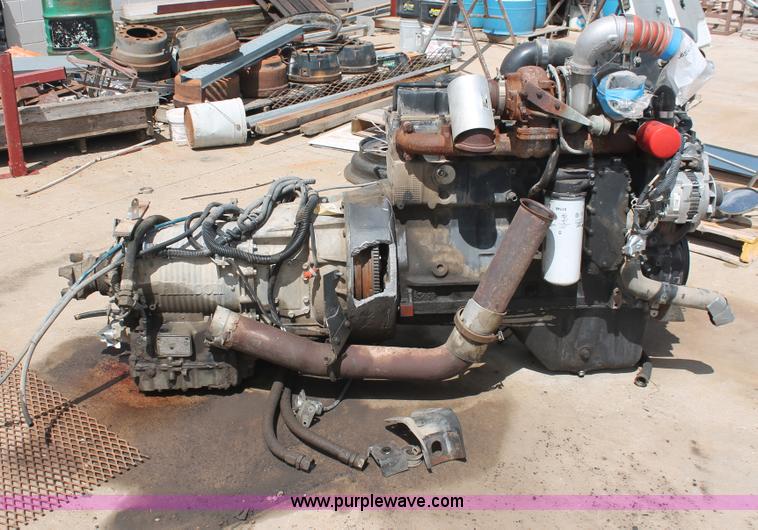 image for item AV9135 Cummins C8.3-250 diesel engine with transmission