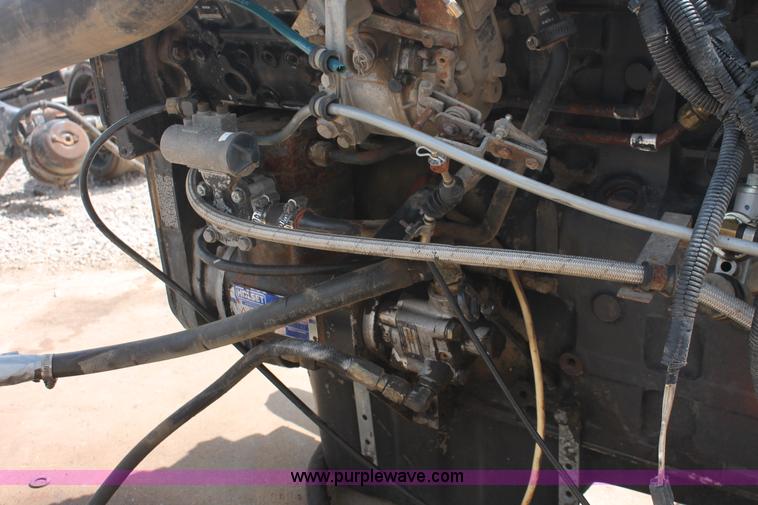 image for item AV9135 Cummins C8.3-250 diesel engine with transmission