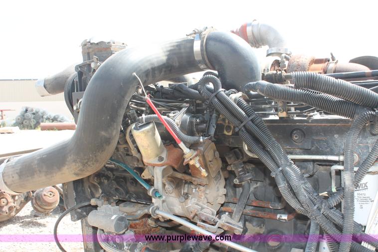 image for item AV9135 Cummins C8.3-250 diesel engine with transmission