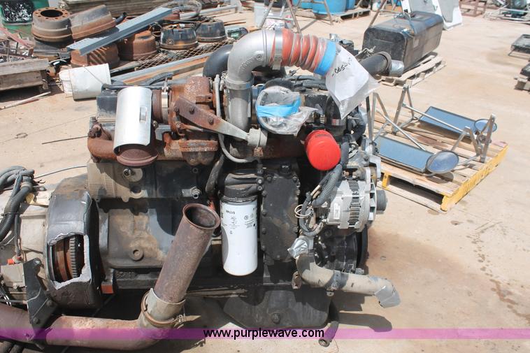 image for item AV9135 Cummins C8.3-250 diesel engine with transmission