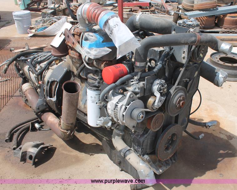 image for item AV9135 Cummins C8.3-250 diesel engine with transmission