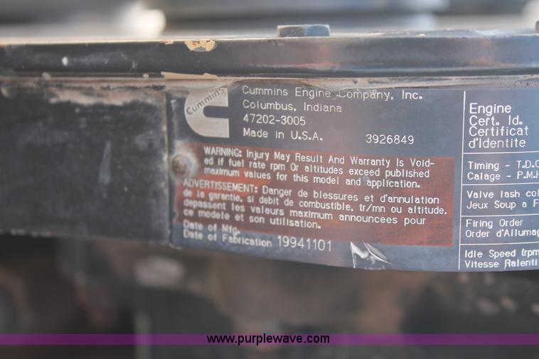 image for item AV9135 Cummins C8.3-250 diesel engine with transmission