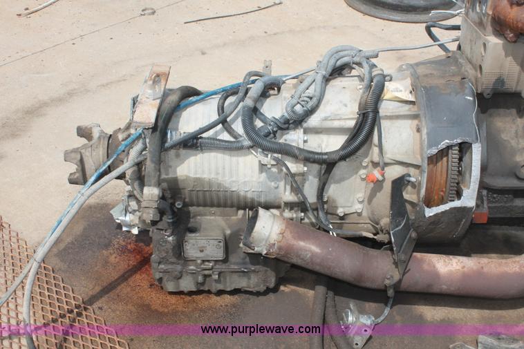 image for item AV9135 Cummins C8.3-250 diesel engine with transmission