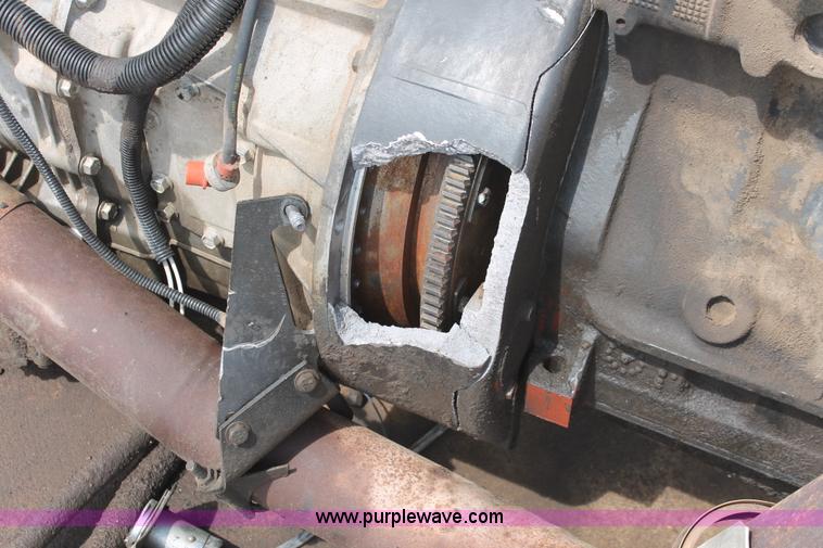 image for item AV9135 Cummins C8.3-250 diesel engine with transmission