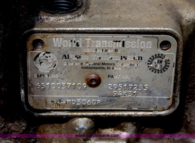 image for item AV9135 Cummins C8.3-250 diesel engine with transmission