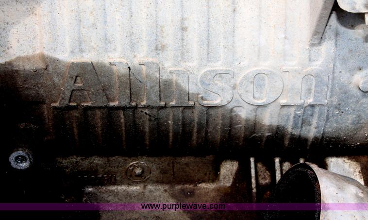 image for item AV9135 Cummins C8.3-250 diesel engine with transmission