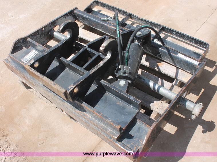 image for item AV9138 2004 Lull Sky Trak 48" hydraulic tilt carriage mast