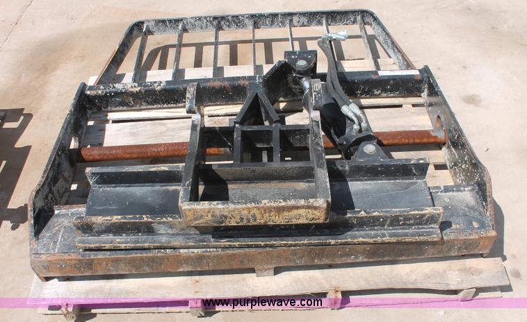 image for item AV9139 Lull 52" hydraulic tilt carriage mast