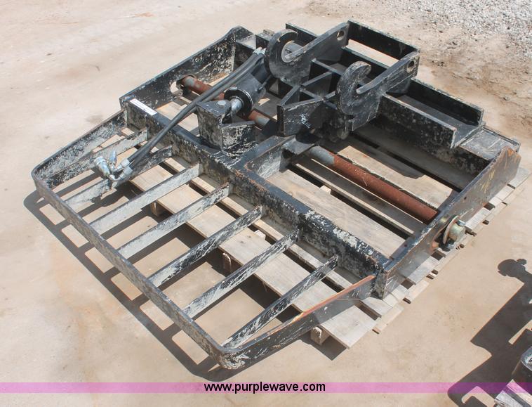 image for item AV9139 Lull 52" hydraulic tilt carriage mast