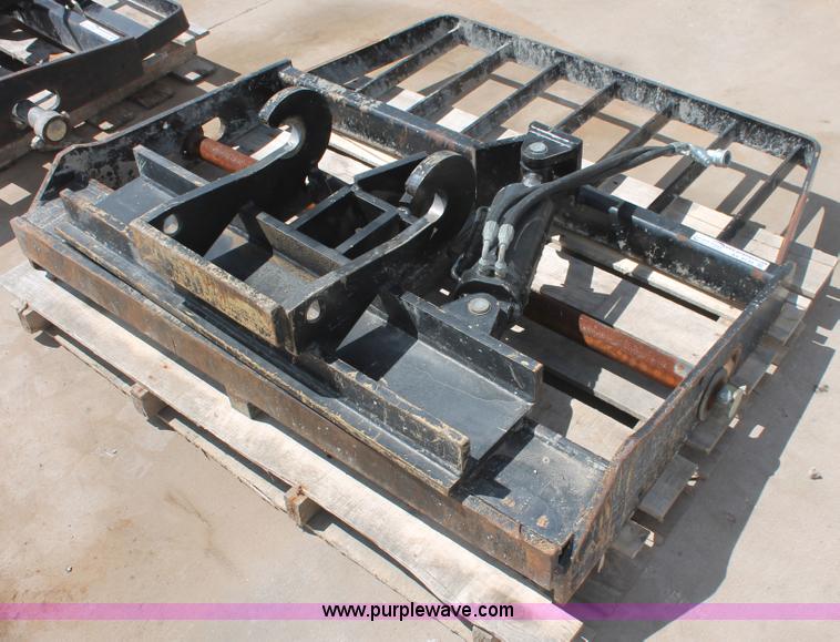 image for item AV9139 Lull 52" hydraulic tilt carriage mast