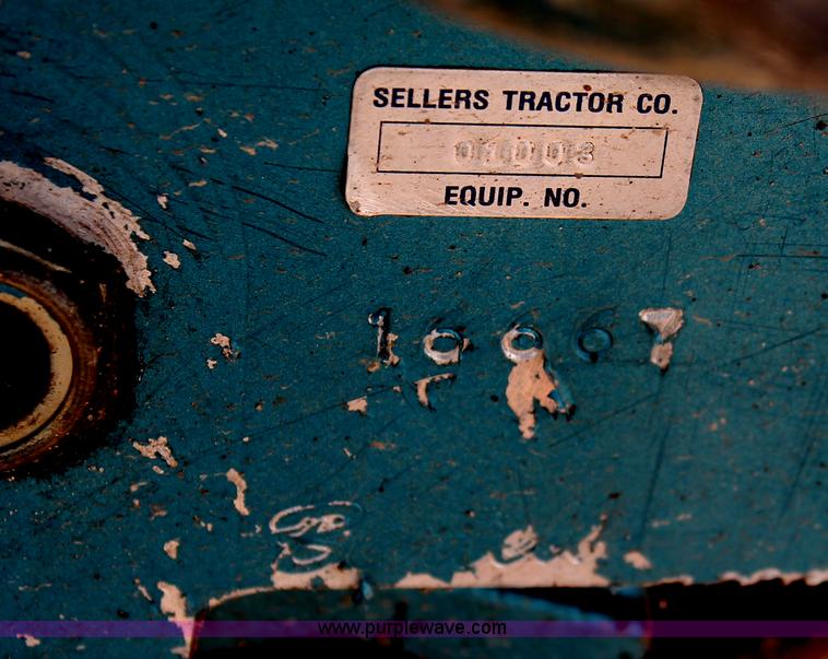 image for item AV9142 Bartell 48" power trowel