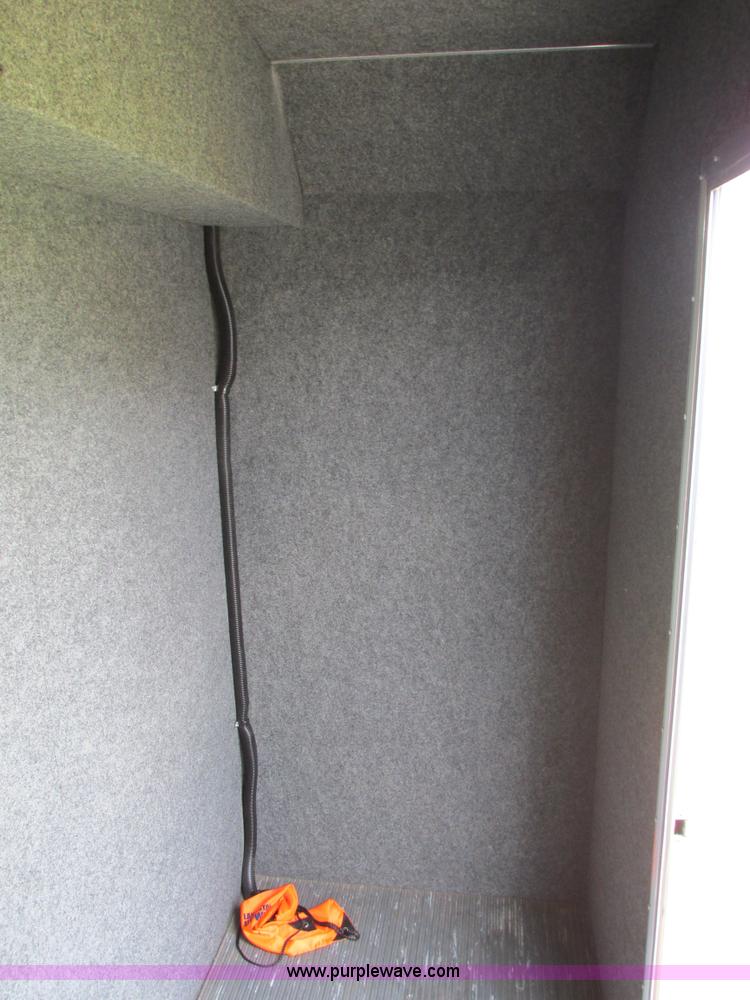 image for item B4790 2006 Ford E450 transit vehicle