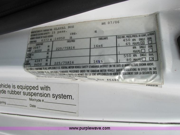 image for item B4791 2006 Ford E450 transit vehicle