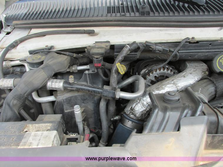 image for item B4791 2006 Ford E450 transit vehicle