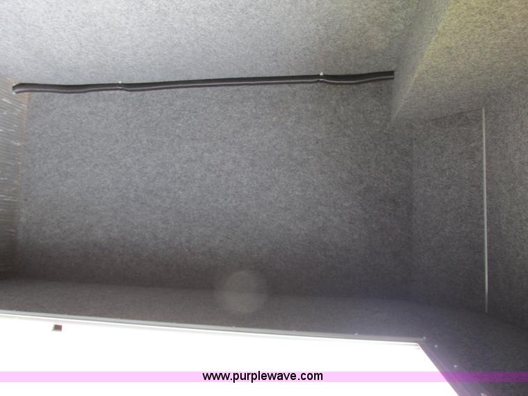 image for item B4791 2006 Ford E450 transit vehicle