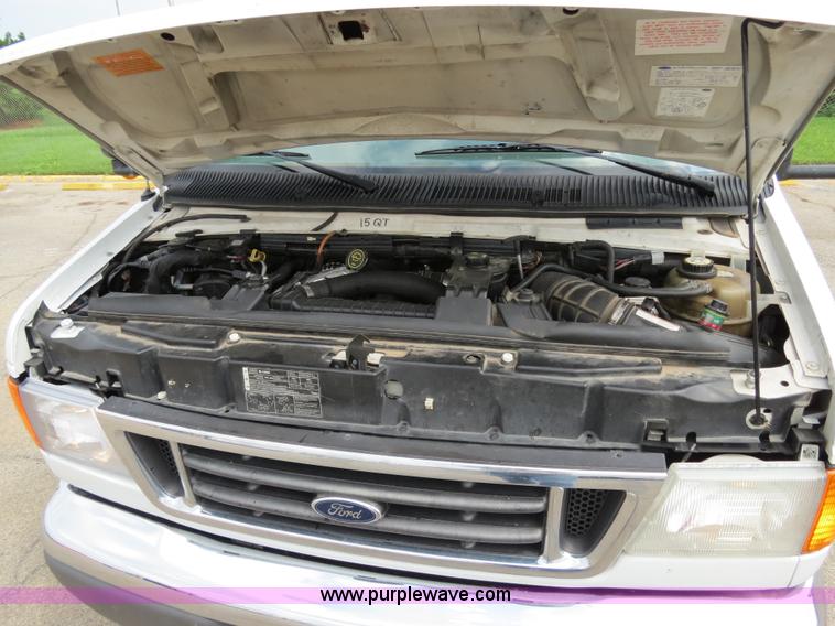 image for item B4792 2006 Ford E450 transit bus