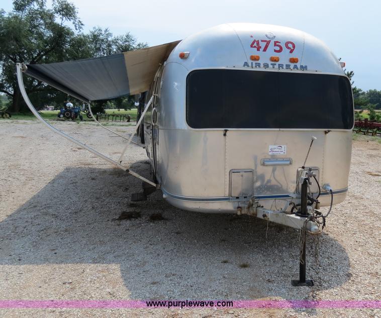 image for item B4793 1978 Airstream Sovereign travel trailer
