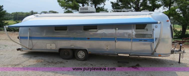 image for item B4793 1978 Airstream Sovereign travel trailer