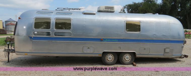 image for item B4793 1978 Airstream Sovereign travel trailer