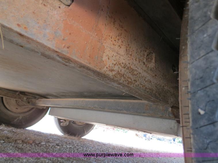 image for item B4793 1978 Airstream Sovereign travel trailer